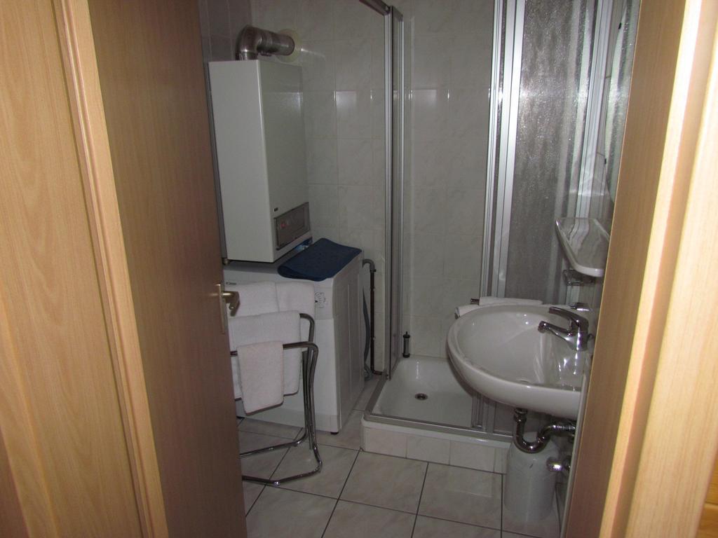 See-Hotel Storchenmuehle Fichtenau Ruang foto