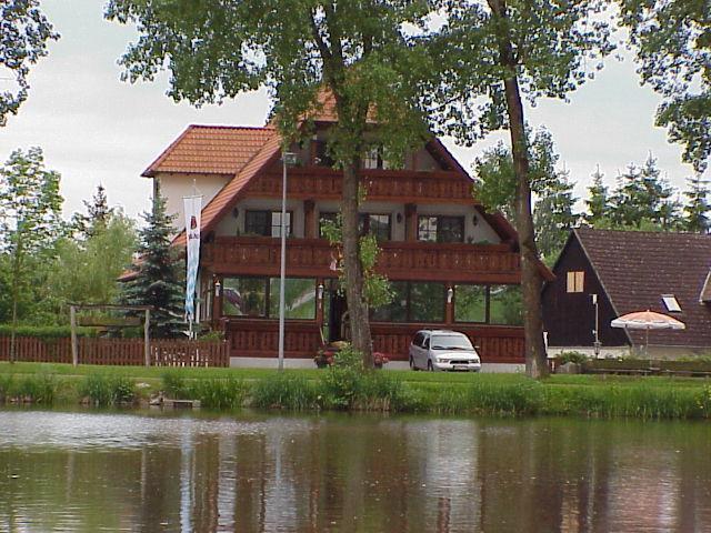 See-Hotel Storchenmuehle Fichtenau Bagian luar foto